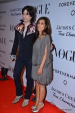 at Vogue_s 5th Anniversary bash in Trident, Mumbai on 22nd Sept 2012 (151).JPG